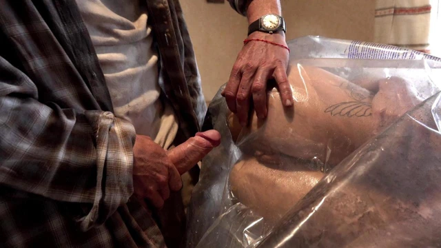 Sapık aile, vakumlu yatak izolasyonu