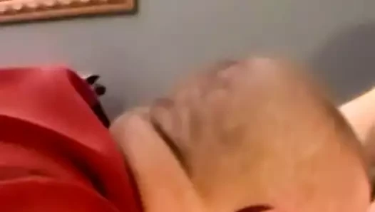 kıllı amatör sunuyor onun küçük horoz için bir tombul horoz enayi