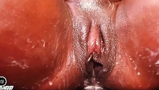 Lola black xxx kremsi göt deliği ve amcık mastürbasyonu