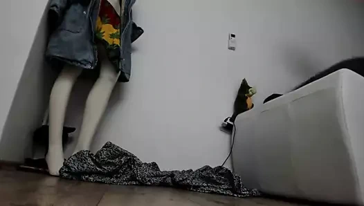 Webcam star jerk off on floor