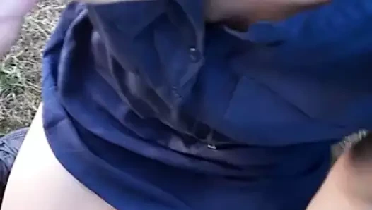 Sarışın İngiliz kadın herkesin içinde sikiliyor (2022)