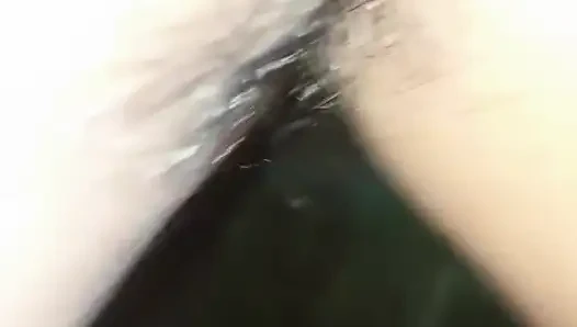Komşu teyzenin amını yalıyor ve sikiyor