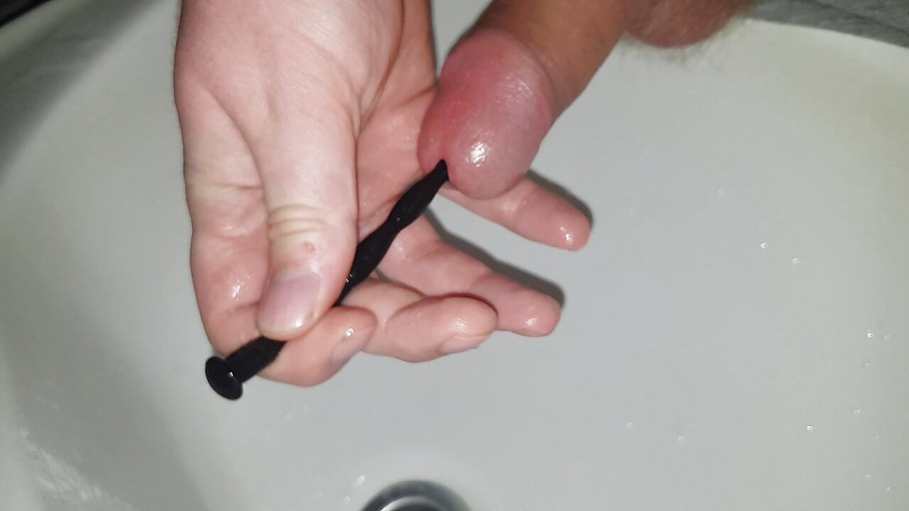Derin üretral sondaj, 30cm derinliğinde sondaj çubuğu, cumshot, yakın çekim, silikon dilatör yerleştirme