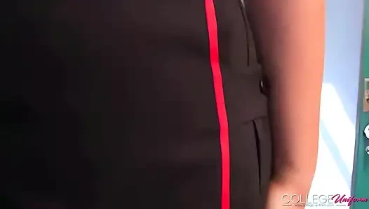 Samantha Buxton ile birlikte çalışıyor