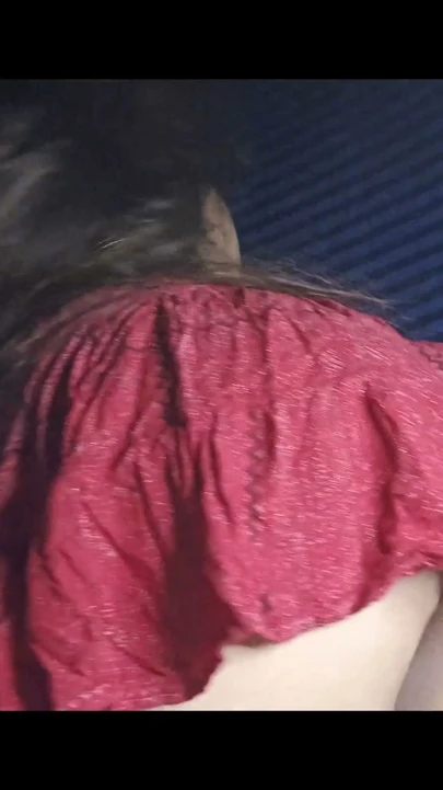 Seksi Hint desi genç kız baştan çıkarıyor, vücudunu sergiliyor, büyük göğüslerini sıkıyor | Klip 1