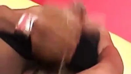 'Zenci' transeksüel boşalma 2