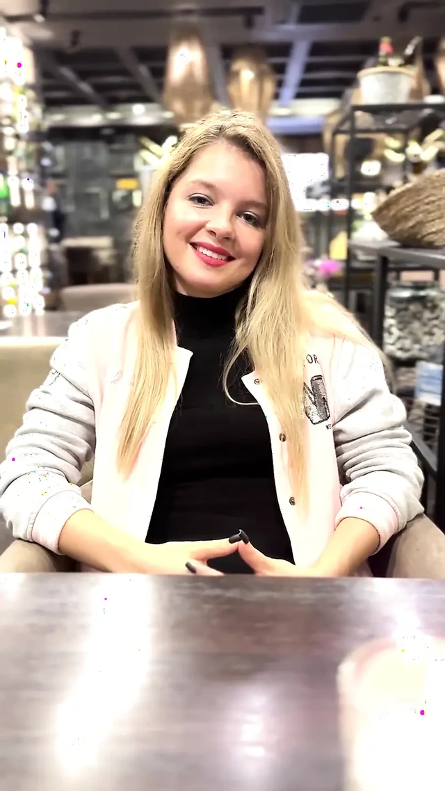 İlk randevu yürüyüşü - ham yarak alırken filme alındı