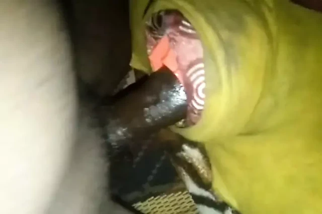 Hintli adam kandırıyor...