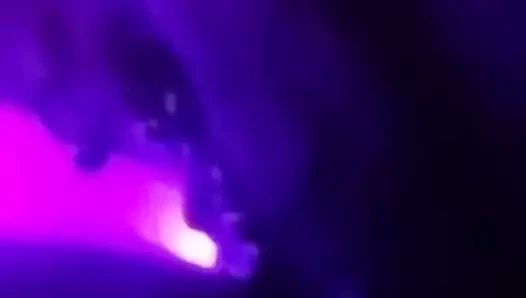 Mor ışık yapay penis oyun