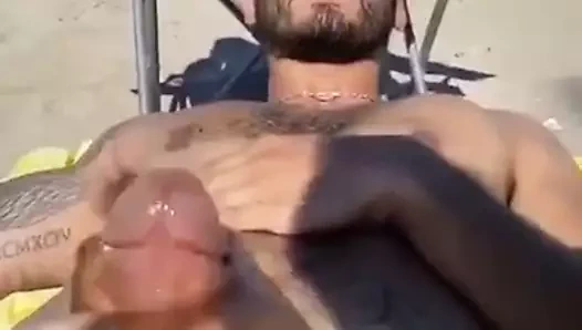 plaj &amp; twinks üzerinde özensiz handjob
