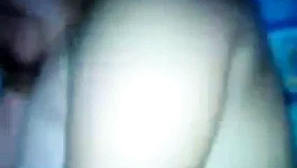 Kıllı büyükanne kıçından becermeyi seviyor! amatör!