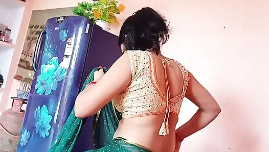 Hintli Asyalı desi üvey erkek kardeş üvey kız kardeşiyle sert sikişiyor tejashwini akash videosu