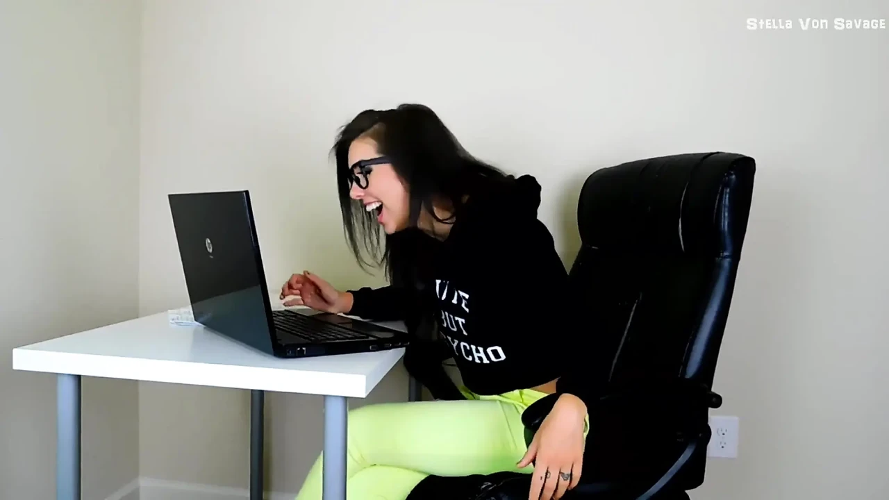 Full Scene: Pixel Penis Coworkers Sph Feat Stella Von Savage Glasses Humiliation Solo Babe Amateur Hd Porn (Uncut) - Toronto Special