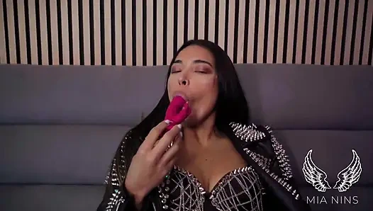 Solo video sfw'nin tanıtımı