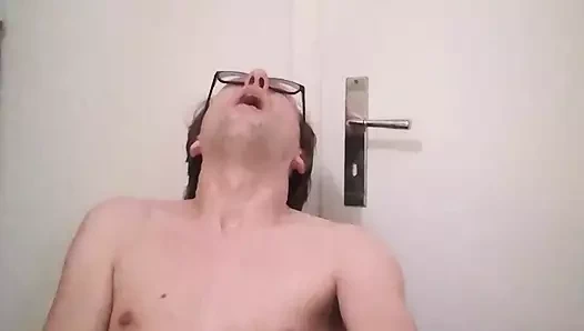 Denis Rose mastürbasyon yapıyor