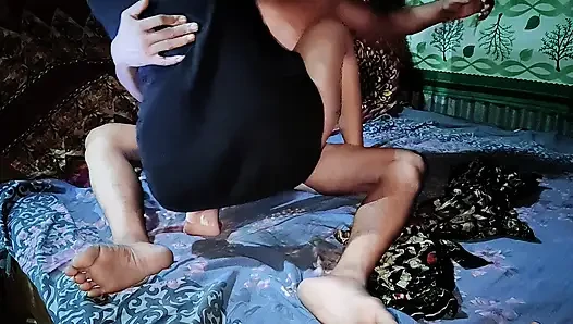 Kız arkadaşımla her anım özel hissediyor