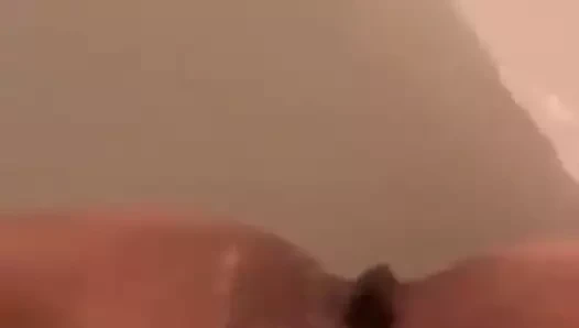 Küvette Mastürbasyon - senin tombul yalnız milf