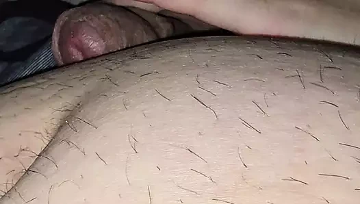 Üvey oğul başka bir şeyden önce ince ovuyor