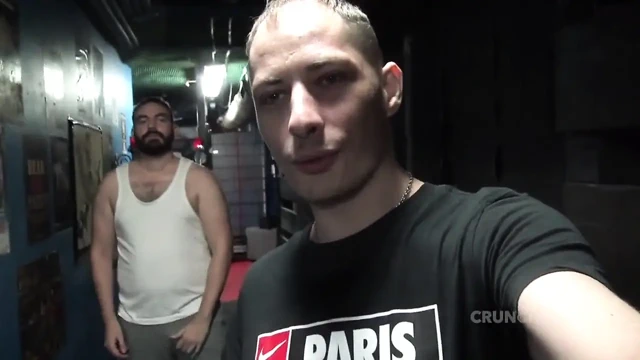 Valentino ayı tarafından sikiliyor