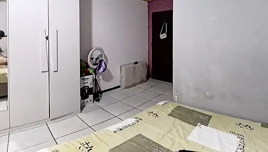 Evli yaramaz koça amcığıyla para ödüyor