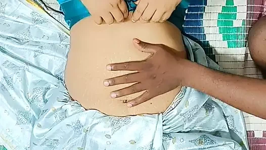 Mallu evli kadın eski kocasını sikiyor