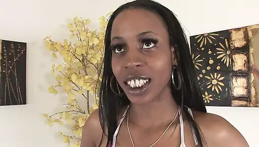 Izlemek anneanne sikme sert