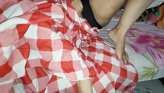 Üvey kuzenim beni evde yalnız bulunca ne yaptı