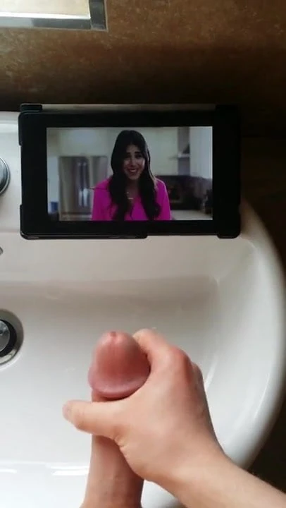 daniella monet'e aşık olmak