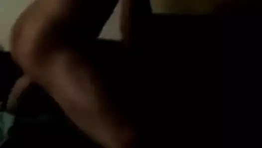 Düzgün vücutlu dik english sürtük alma yabancılarla horoz köpek stili