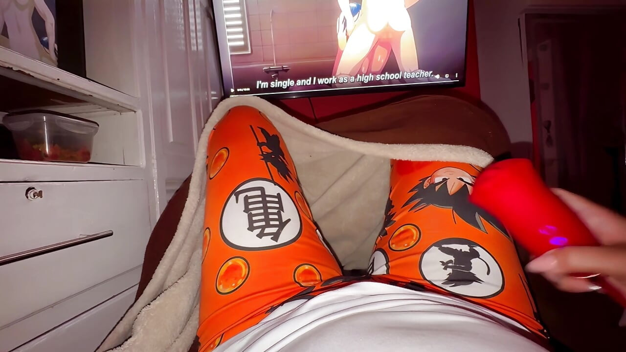 Oyuncakla anime izliyorum. Emme orgazmı