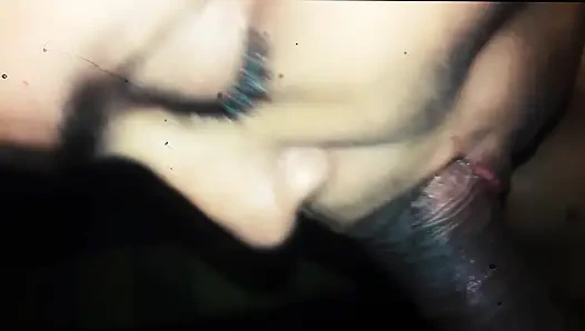 Sri Lankalı harika kadın yarak evcilleştirir