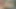 Orta yaşlı seksi kadın vücudunu dölle kaplıyor