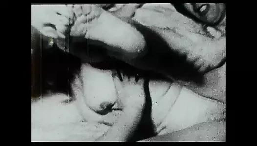 Klasik porno retro erotik tiyatro - üçlü ilişki