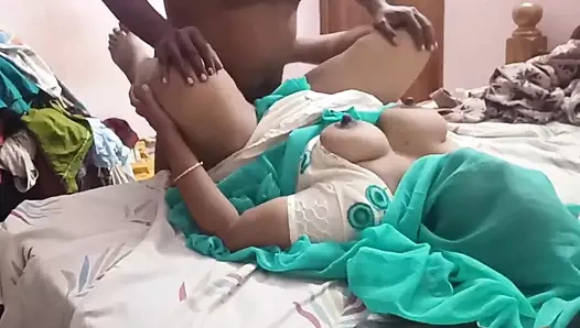 Bengalli ateşli kız visaaka yeşil sari içinde sert sikiliyor bölüm 2