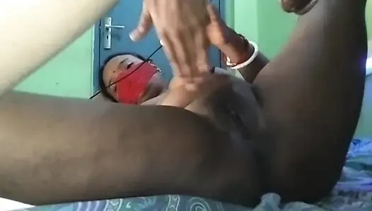 Üvey anne üvey kız kardeşle tam sert seks
