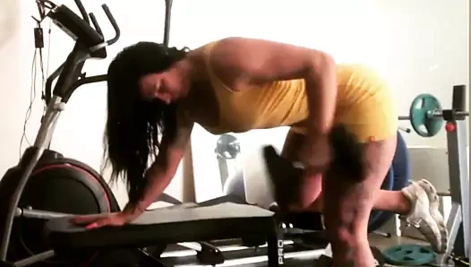 Gymgirl triceps egzersizi