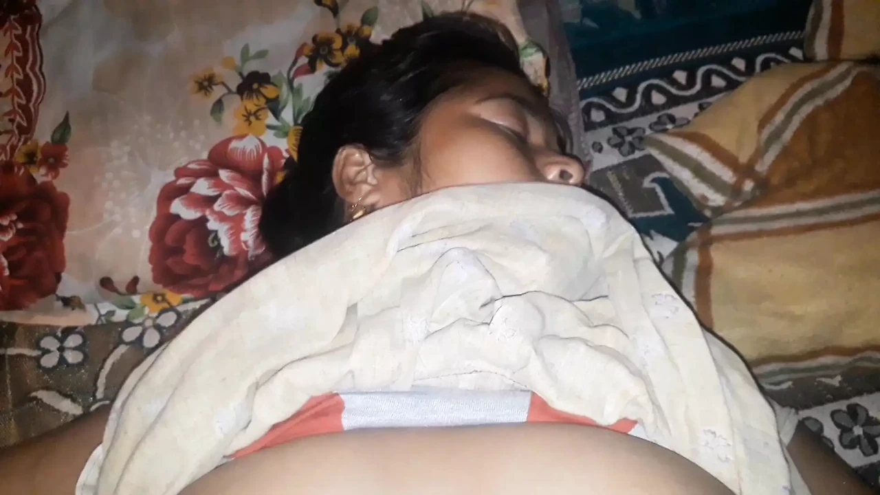 Trending Hot Desi Village Bhabhi Ko Ratme Chupke Se Choda Anal Porn Feat Sudipdhal (4K Ultra) - Toronto Special