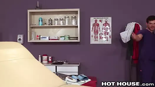 Sıcak hasta için sera seksi doktor dipleri