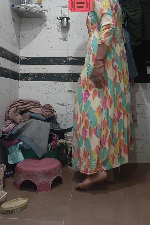 Priya bhabi seksi video