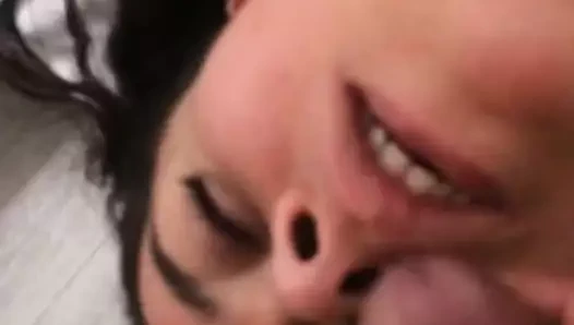 Cum üzerinde yüz büyük twinks