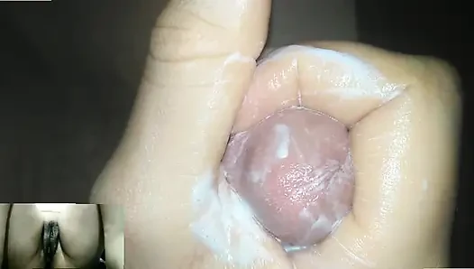 Görüntülü görüşmede mastürbasyon yaparken yakalandı