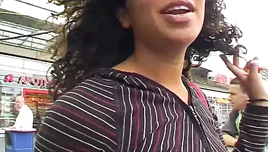 karanlık saçlı alman bebeğim alır onu traş KEDİ smashed içinde pov