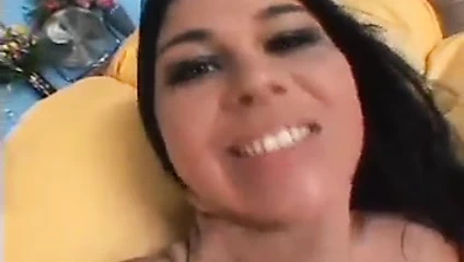 Julie, katja &amp; ashley içinde horoz damarları ve sperm kapları