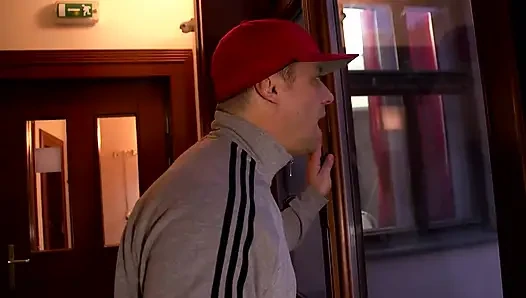 MIA DIAMOND için büyük anal sikiş