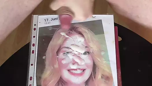 Palina rojinski'ye saygı duruşu