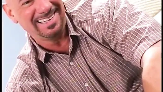 Ariana Jollee'den 10 adamın boşalma filmi