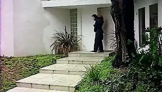 Jessica Rizzo her zaman yarak için istekli kadınların olduğu iki sahne sunuyor