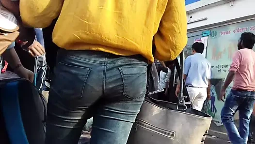 Indian Ass Jeans Gand