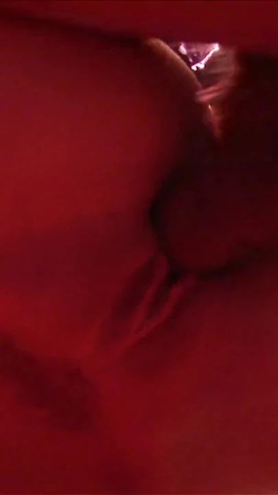 Мощный момент из "Грубый анальный секс для 5 горячих тинок на секс-вечеринке на дискотеке"