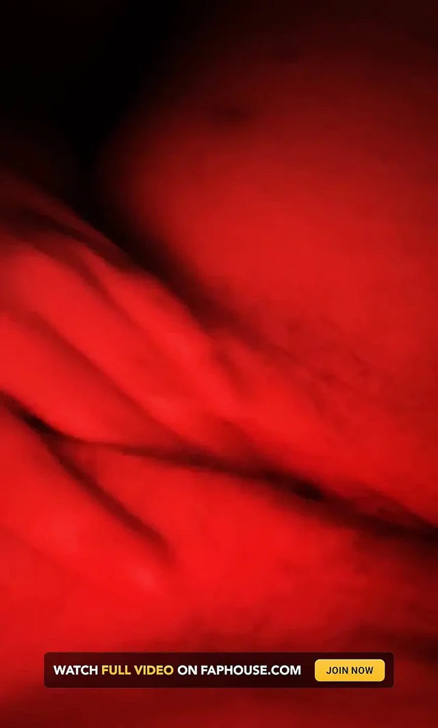 Fışkırtana kadar kendimi parmaklıyorum